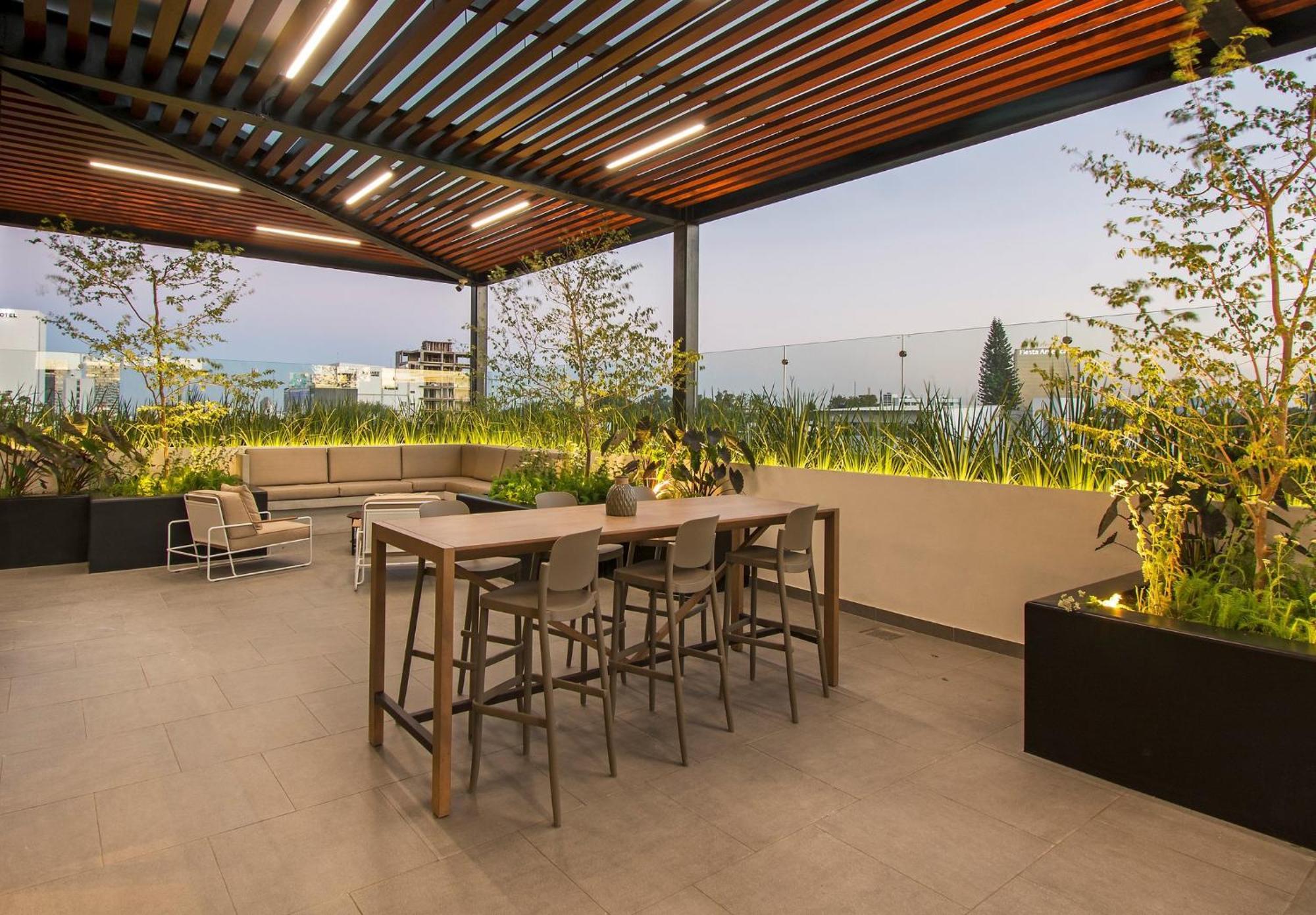 Staybridge Suites - Guadalajara Novena By Ihg Exterior photo
